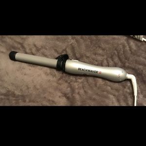 Beachwaver S1 rotating 1-inch - like new used 3 times